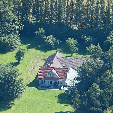 Six-bedroom In Aabenraa