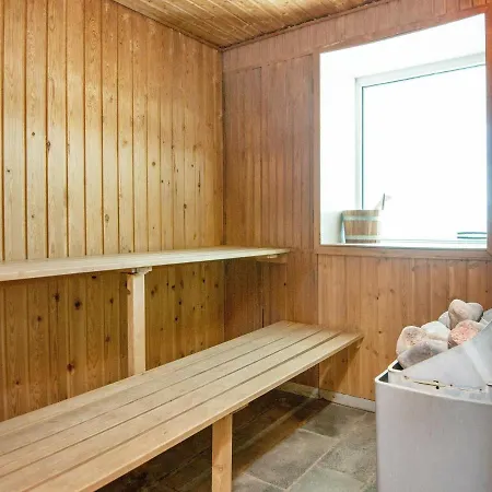Six-bedroom In Aabenraa Tatil Evi *
