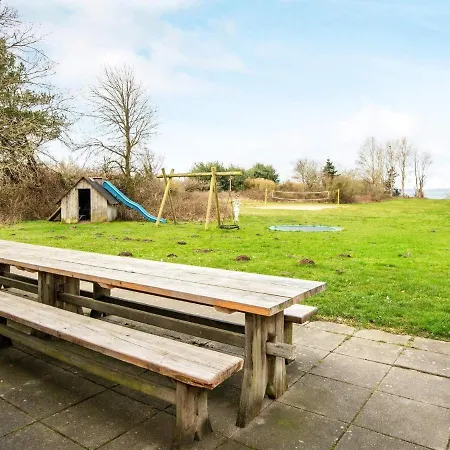 Tatil Evi Six-bedroom In Aabenraa *